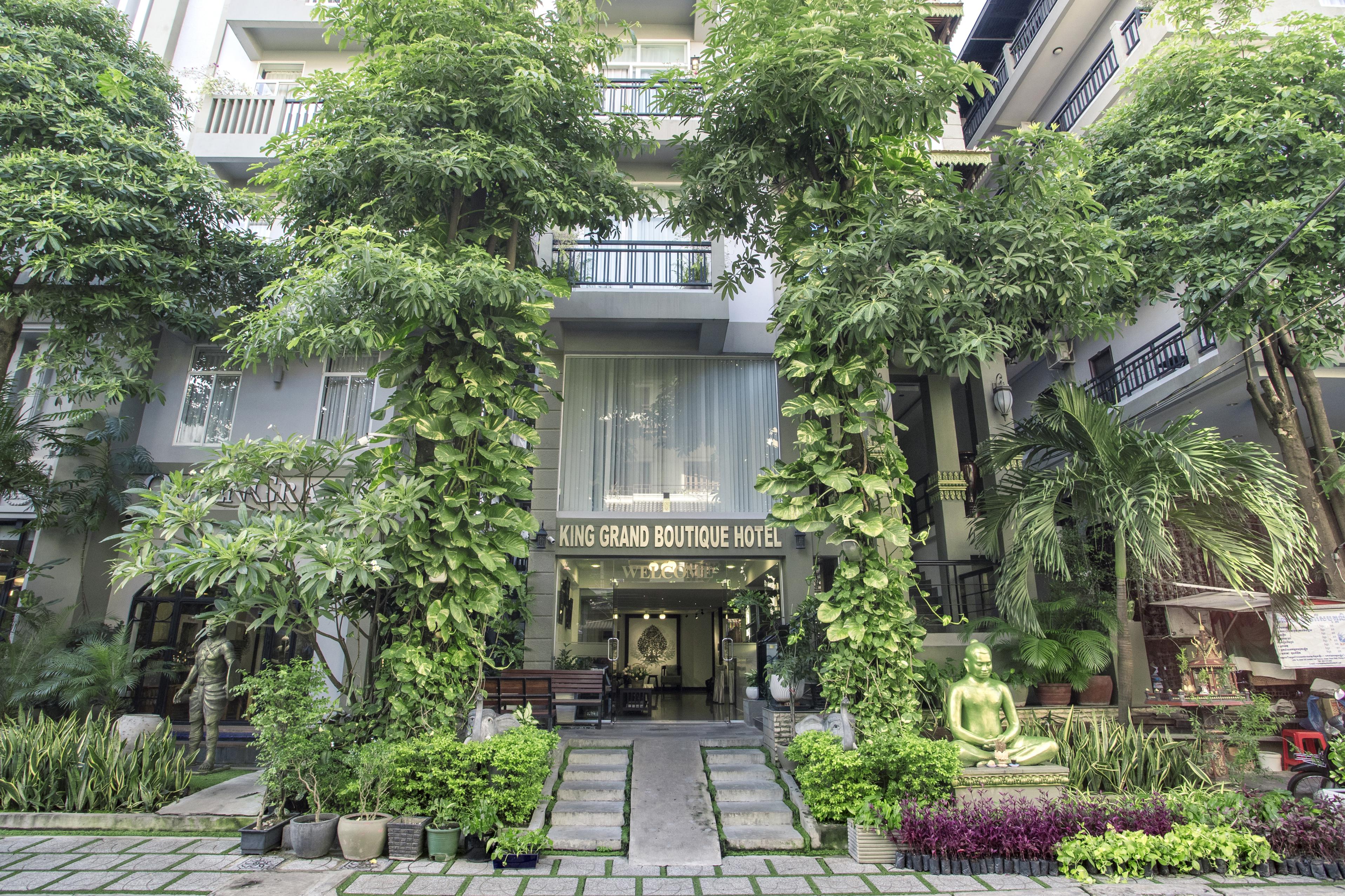 King Grand Boutique Hotel Пном Пен Екстериор снимка